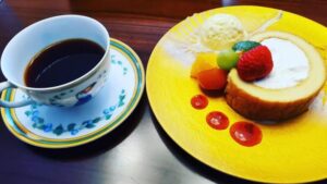 【前線基地】カフェとまり木さんにて。敬い、認め合えるひと時