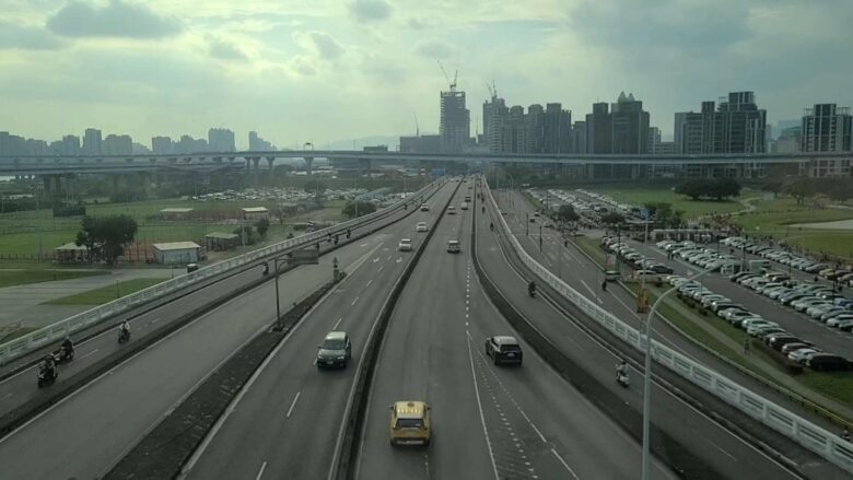 【台湾の活気】ごはんも安くて美味しいし最高です