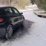 【雪の茨木台ニュータウン】大雪対策の新兵器「布チェーン」